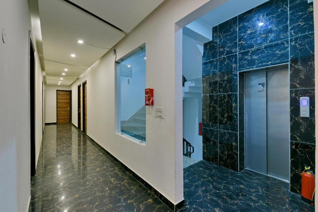 Hotel Konark A Family Stay Aerocity Nueva Delhi Exterior foto